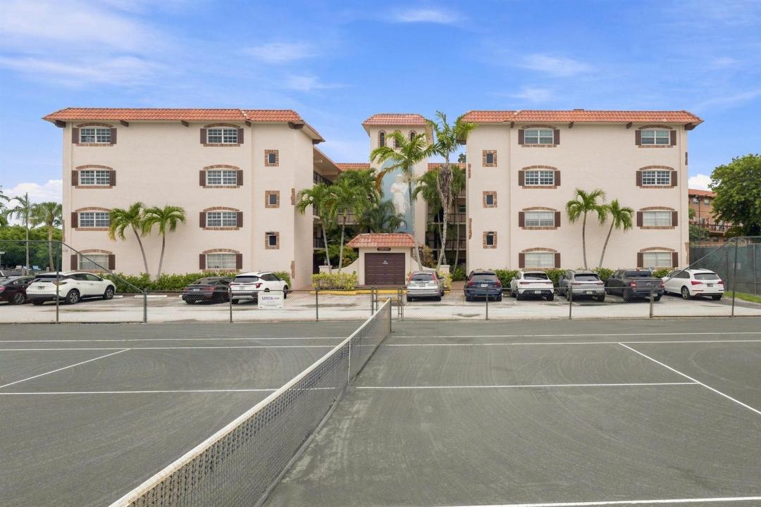 610 TENNIS CLUB Drive 305, Fort Lauderdale, فلوريدا 33311, الولايات المتحدة
