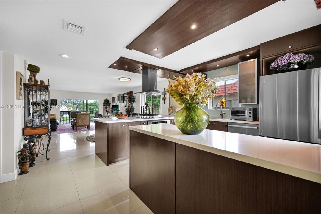 374 Lakeview Dr 204, Weston, Florida 33326, Stati Uniti