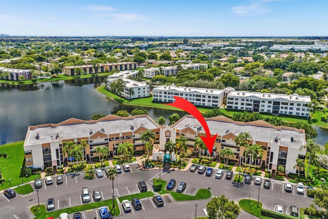 7216 Fairfax Drive 109, Tamarac, Floride 33321, États-Unis