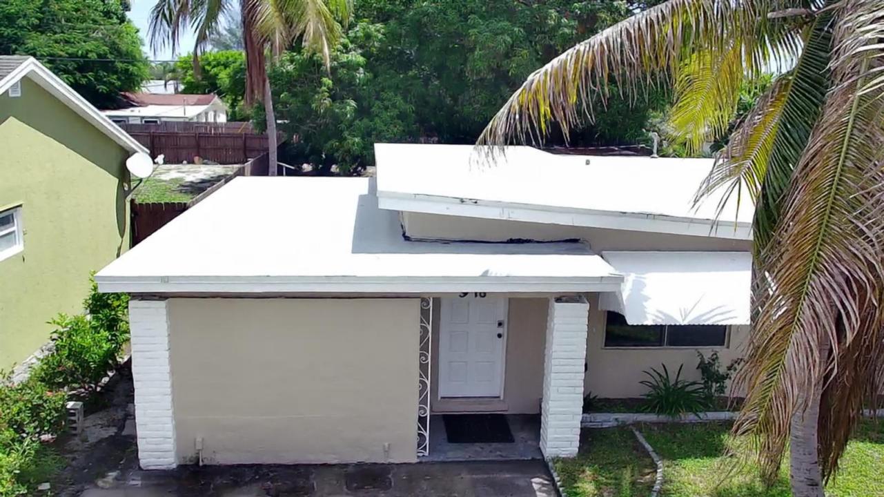 918 N C Street, Florida 33460, Stati Uniti