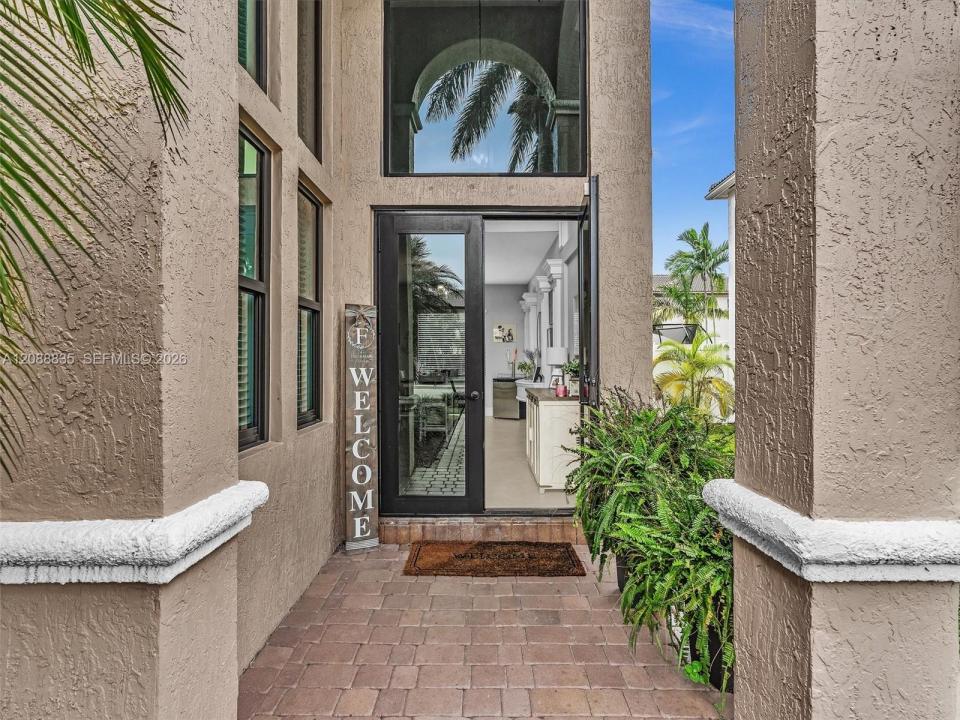 16369 SW 16 Street, Pembroke Pines, فلوريدا 33027, الولايات المتحدة
