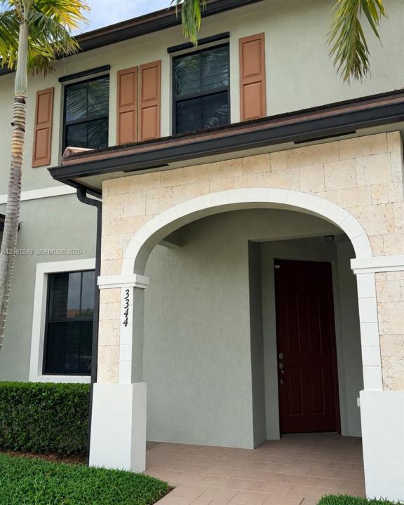 3344 W 105th Ter, Hialeah, Floryda 33018, USA