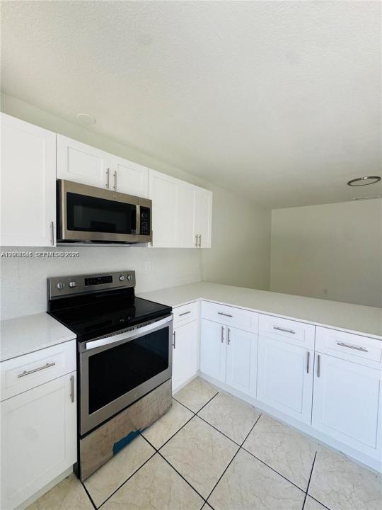1107 NW 30th Ave 1107, Miami, Floride 33125, États-Unis