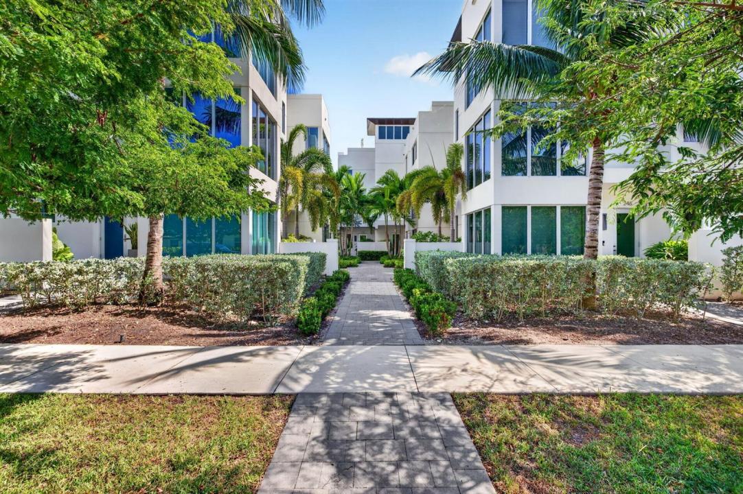 244 Garden Court, Lauderdale By The Sea, Floryda 33308, USA