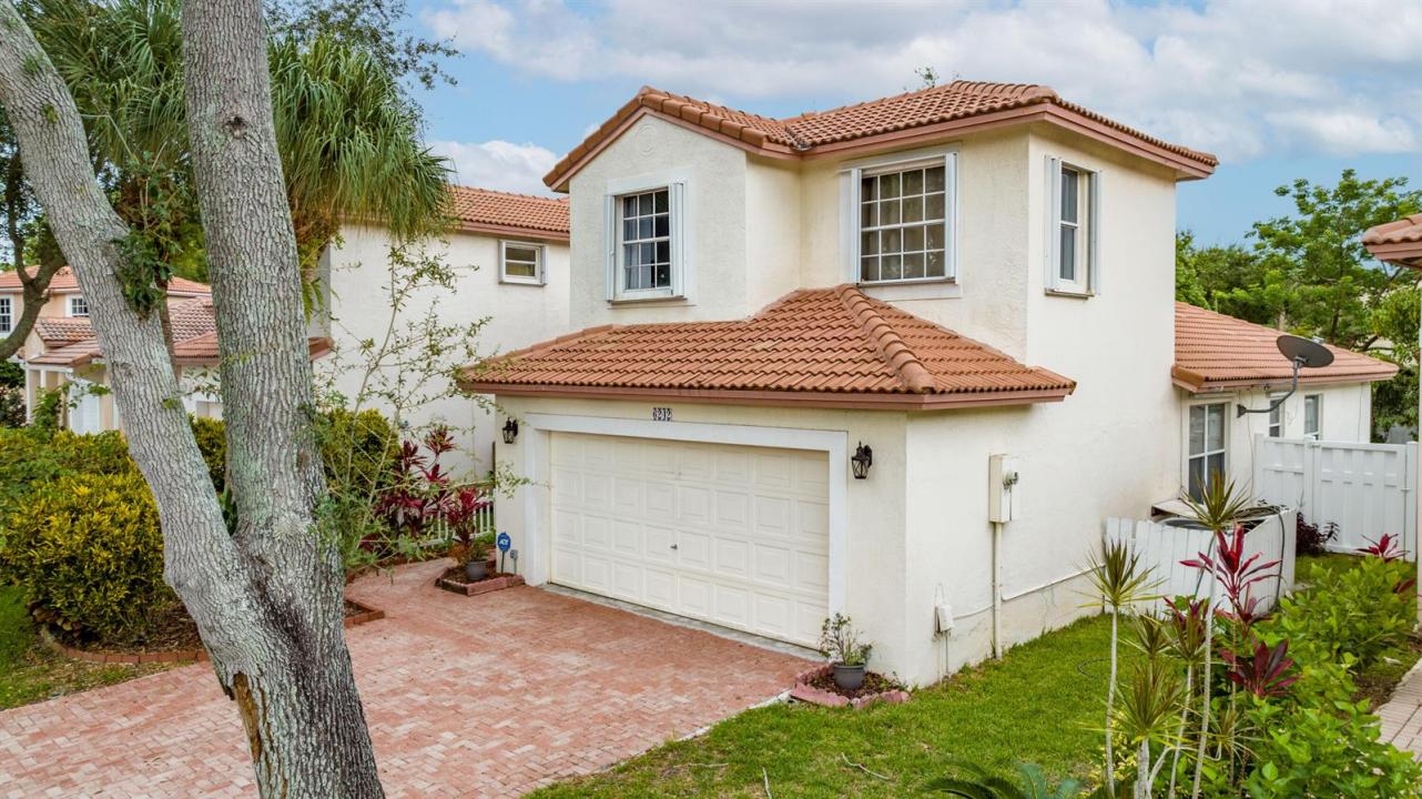 6242 NW 38TH Drive 6242, Coral Springs, Floride 33067, États-Unis