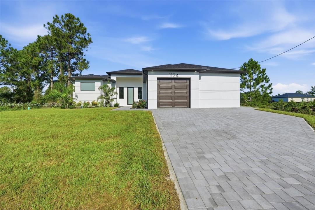 1134 Holmes AVE S, Lehigh Acres, Florida 33974