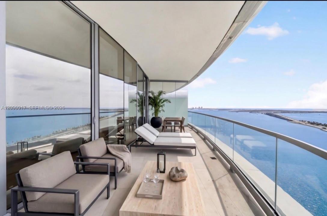 175 SE 25 Rd 2602, Miami, Floryda 33129, USA