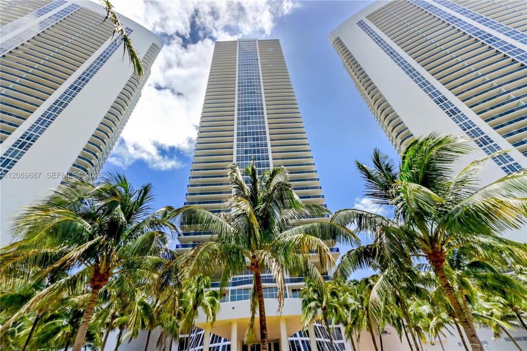 Hallandale Beach, Floride 33009, États-Unis