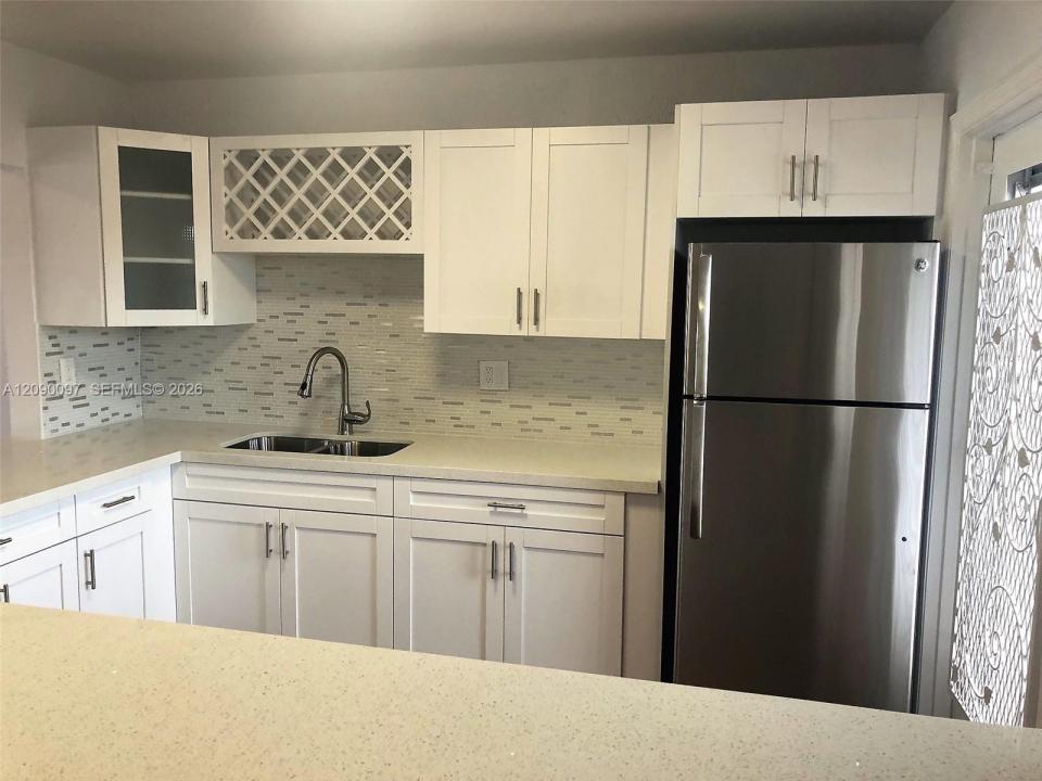 18900 NE 3rd Ct 515, Miami, Florida 33179