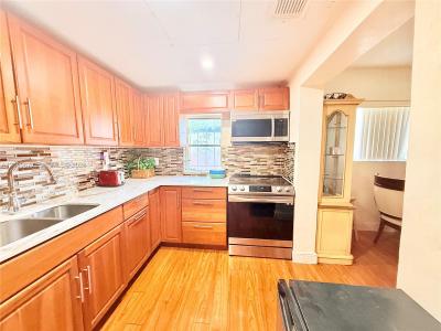 413 NW 14th Ter, Fort Lauderdale, Florida 33311, USA