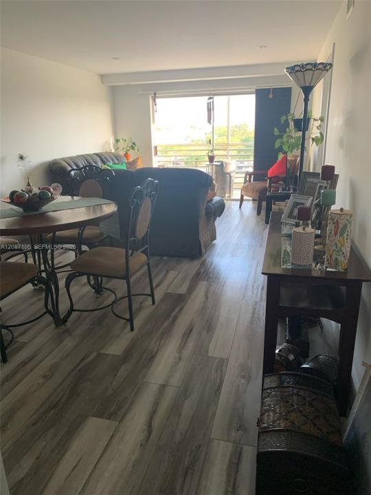3120 N Pine Island Rd 410, Sunrise, Florida 33351, Stati Uniti