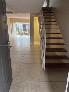 220 NW 87th Ave K210, Miami, Florida 33172, USA