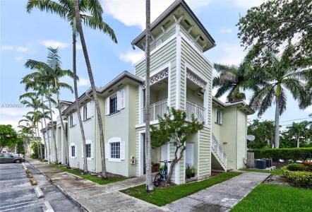 359 NE 27th Ter 204, Homestead, Florida 33033, USA