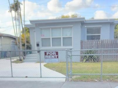 10783 SW 6th St, Sweetwater, Floride 33174, États-Unis