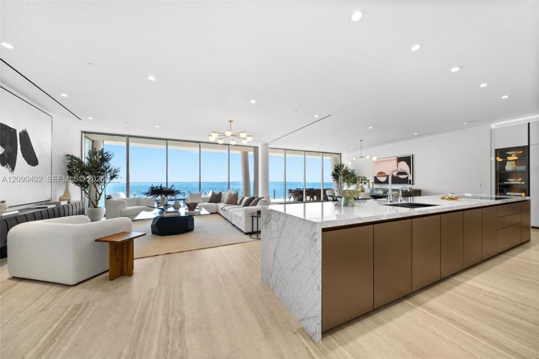 5 Grove Isle Dr M301, Coconut Grove, Floride 33133, États-Unis