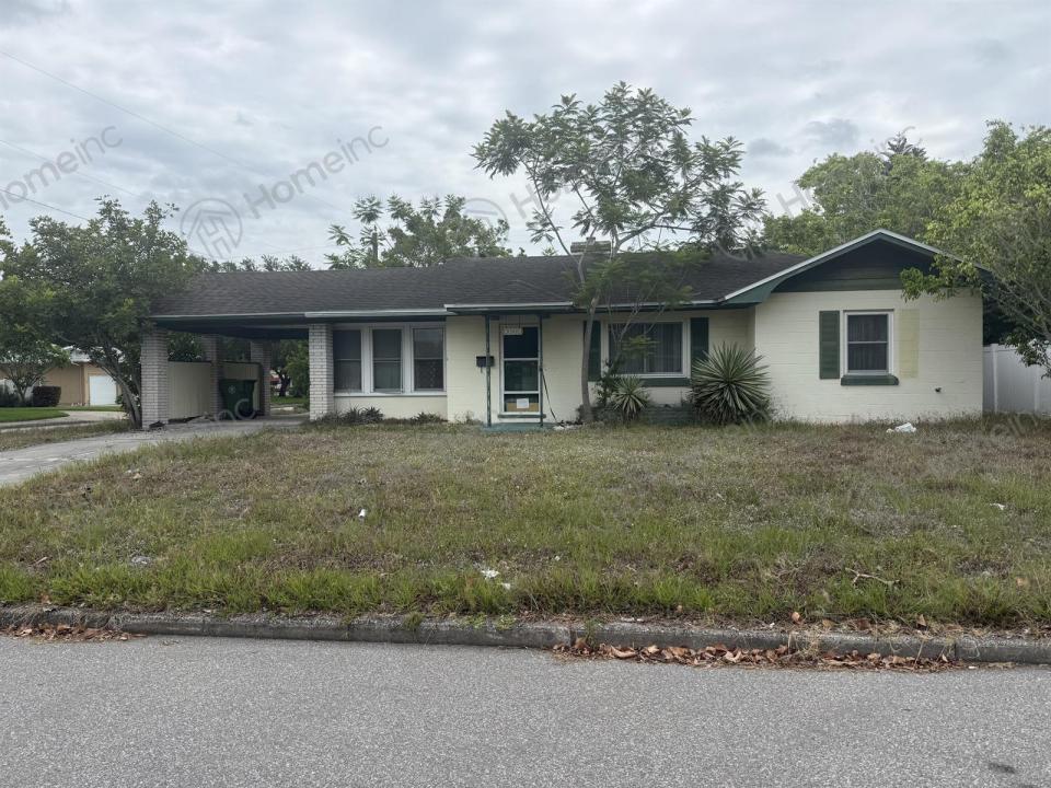 Bradenton, Florida 34205, USA