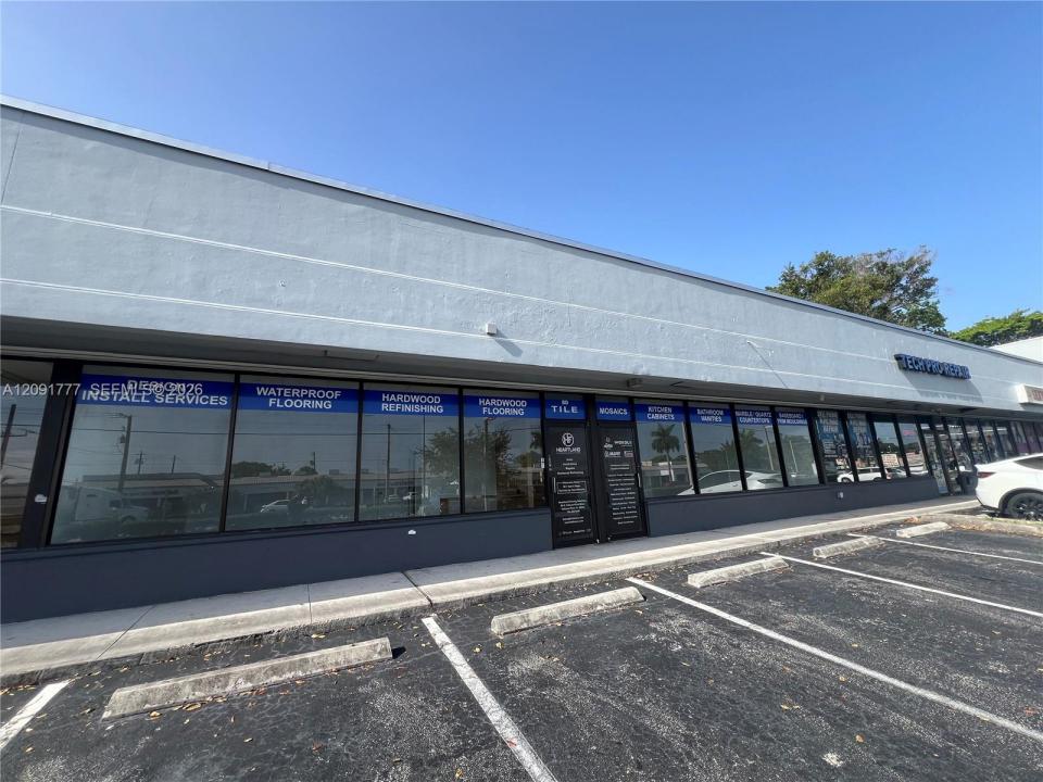 70-80 E OAKLAND PARK BLVD 70-80, Wilton Manors, Florida 33334, USA