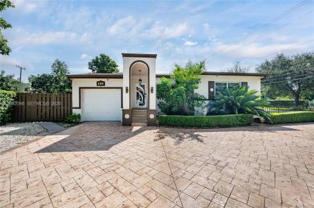 589 Miller Dr, Miami Springs, Florida 33166, HOA KỲ