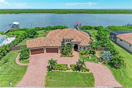 16488 Liggett Circle, Port Charlotte, Florida 33981, USA