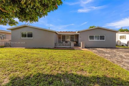 7756 Biltmore Blvd R, Miramar, Florida 33023, USA