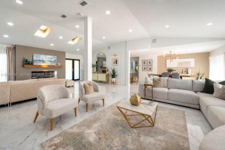 20 N Hibiscus Ct, Plantation, Florida 33317, Stati Uniti