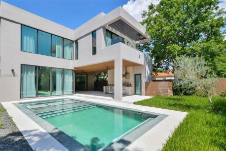 135 SW 29th Rd, Miami, Floride 33129, États-Unis