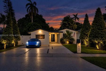 533 Mokena Dr, Miami Springs, פלורידה 33166, ארצות הברית של אמריקה