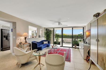 3590 S OCEAN Boulevard 104, South Palm Beach, Floride 33480, États-Unis