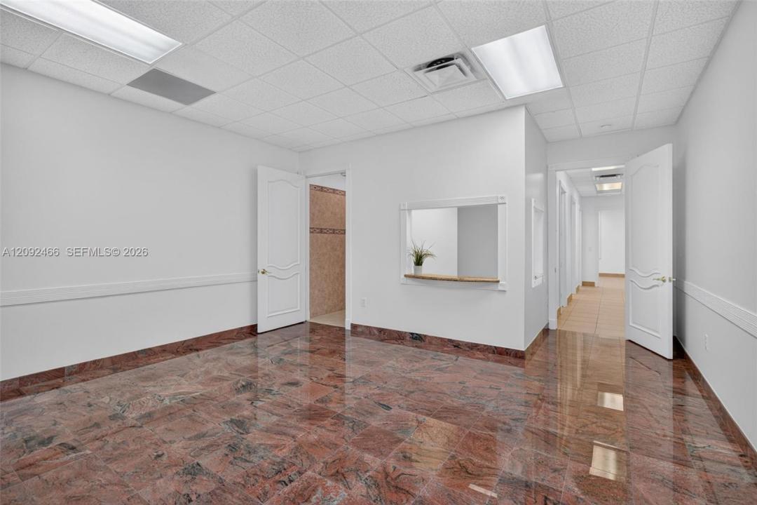 9700 Stirling Rd 104B, Cooper City, Floride 33024, États-Unis