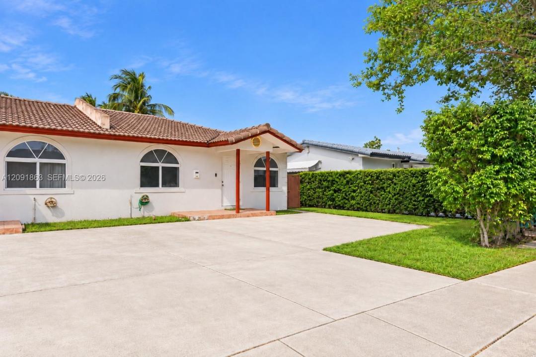 5945 NW 38th St 5947, Virginia Gardens, Floride 33166, États-Unis