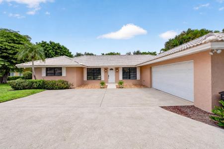 4441 SAINT ANDREWS Drive, Boynton Beach, Florida 33436, USA