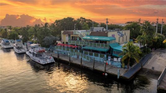 522 Caribbean Dr, Key Largo, Florida 33037, USA
