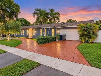 6121 NW 40th St, Virginia Gardens, Floride 33166, États-Unis