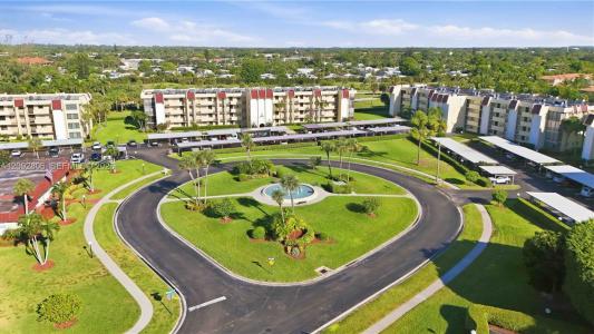 23249 N Barwood Ln N 403, Boca Raton, Florida 33428, USA