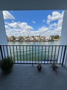 1400 S Ocean Dr 304, Hollywood, Florida 33019, USA