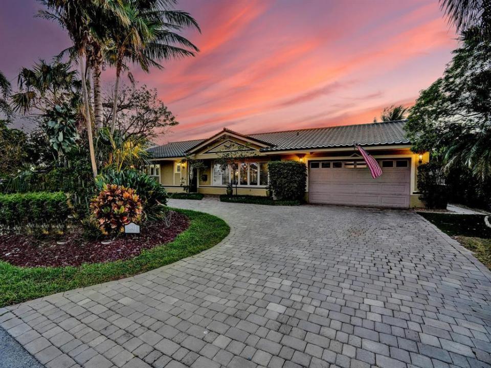 3811 NE 26TH Avenue, Lighthouse Point, Florida 33064, Estados Unidos