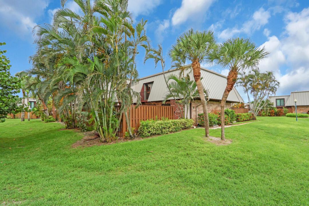 1420 OCEAN Way 7D, Jupiter, Floryda 33477, USA