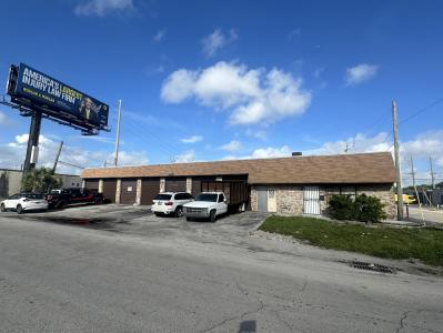 4493 NW 8TH Avenue 4, Oakland Park, Floride 33309, États-Unis