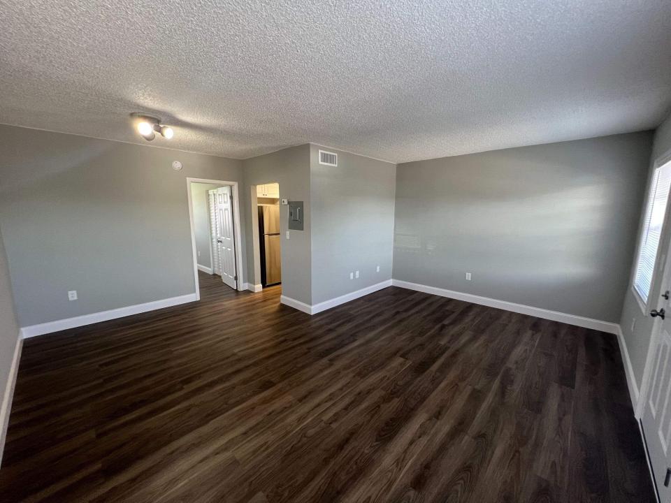 2605 NW 135TH Street 208, Opa-Locka, 플로리다 33167, 미국