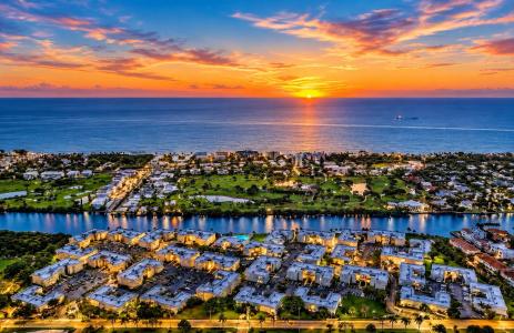 27 COLONIAL CLUB Drive 105, Boynton Beach, Florida 33435, Stati Uniti