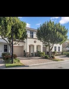 4565 TARA COVE Way, West Palm Beach, Floryda 33417, USA
