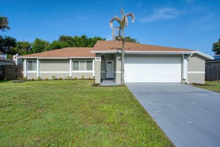 2410 SE Warwick Street, Port St. Lucie, Florida 34984, HOA KỲ