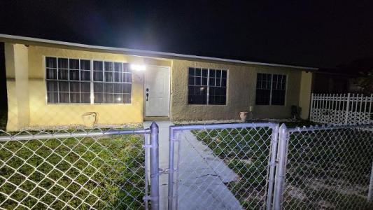 20742 NW 41ST AVE Road TWO, Miami Gardens, Florida 33055, Estados Unidos