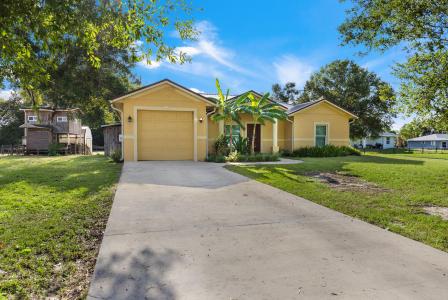 3845 NW 21ST Avenue, Okeechobee, Florida 34972, USA