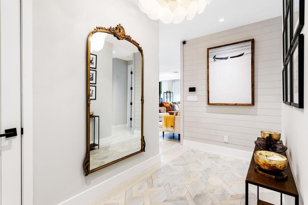 401 WORTH Avenue 2020, Palm Beach, Florida 33480, USA
