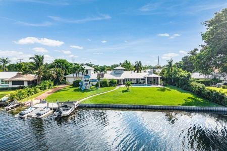 3815 S Lake Drive, Boynton Beach, Florida 33435, USA
