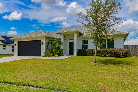 275 SW ELDERBERRY Drive, Port St. Lucie, Floryda 34953, USA
