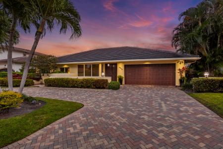 4210 NE 23rd Avenue, Lighthouse Point, Флорида 33064, Соединенные Штаты