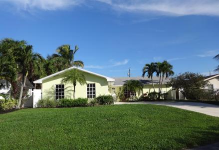 13868 COCOANUT Avenue, Juno Beach, Florida 33408, USA