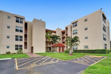 9451 EVERGREEN Place 306, Davie, Флорида 33324, Соединенные Штаты